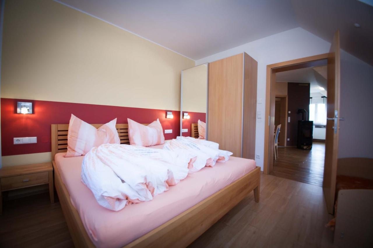 Weinbau Pronegg Vlg. Krainz Apartamento Leutschach Exterior foto